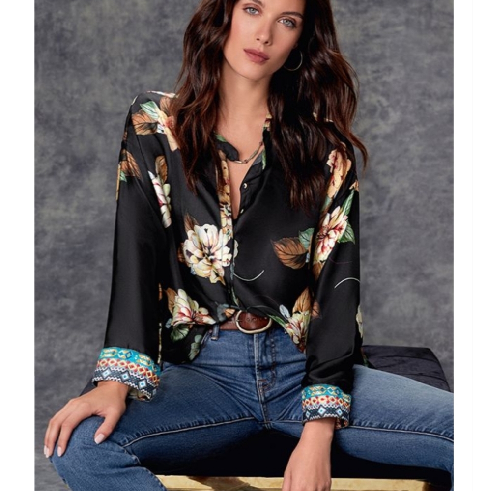 Nwt Johnny Was Silk Boxy Top size Medium